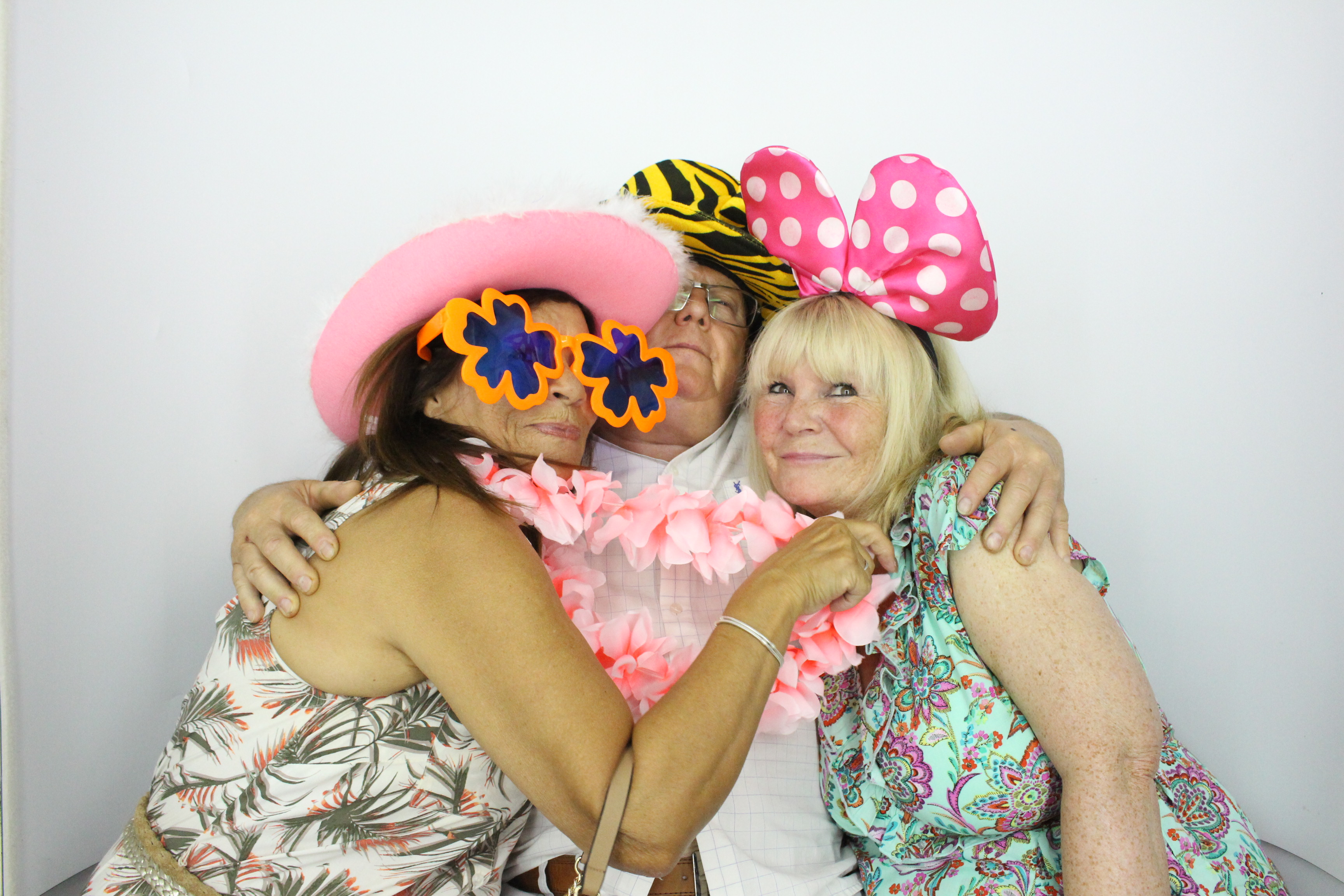 Gary & Debbies Wedding | View more photos from the event at gallery.myphotoboothexperience.co.uk/u/MyPhotoBoothExperienceLtd/Gary-Debbies-Wedding